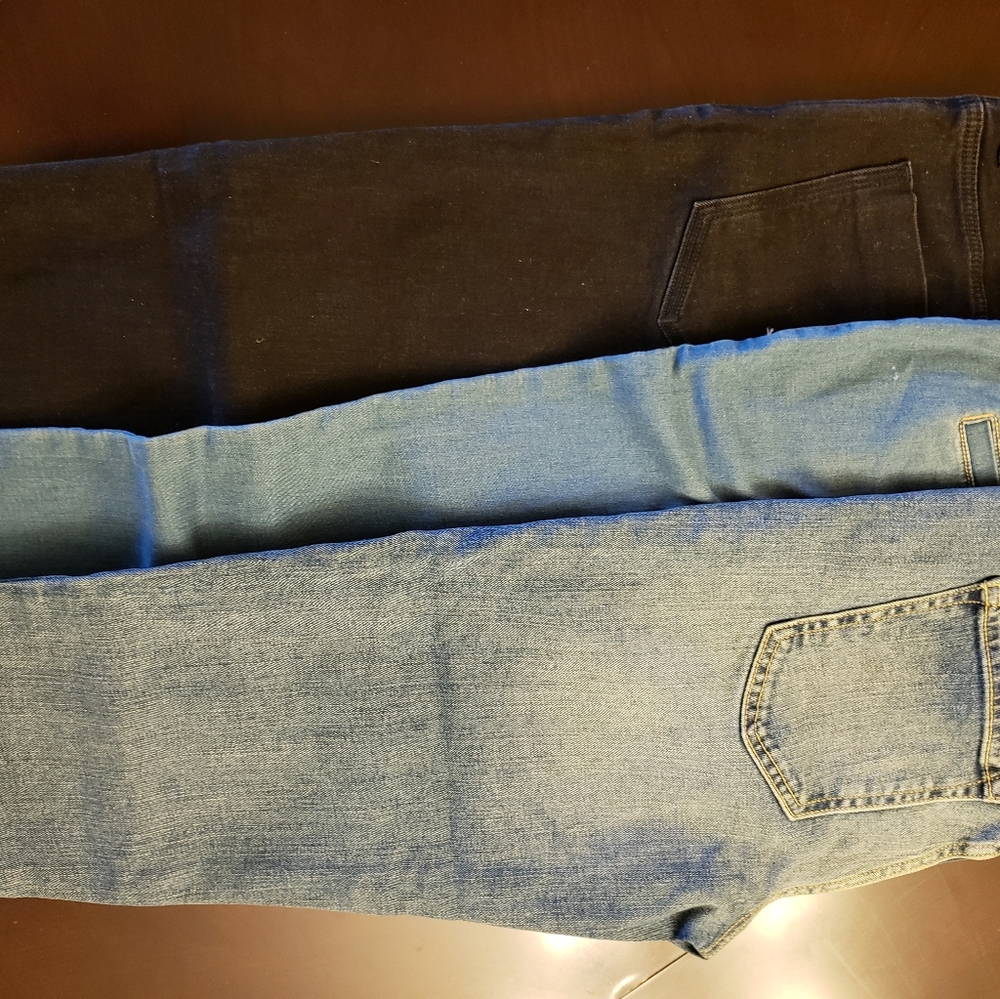black w/frayed hem+light cuffed cropped+lt.blue jogger denim pants